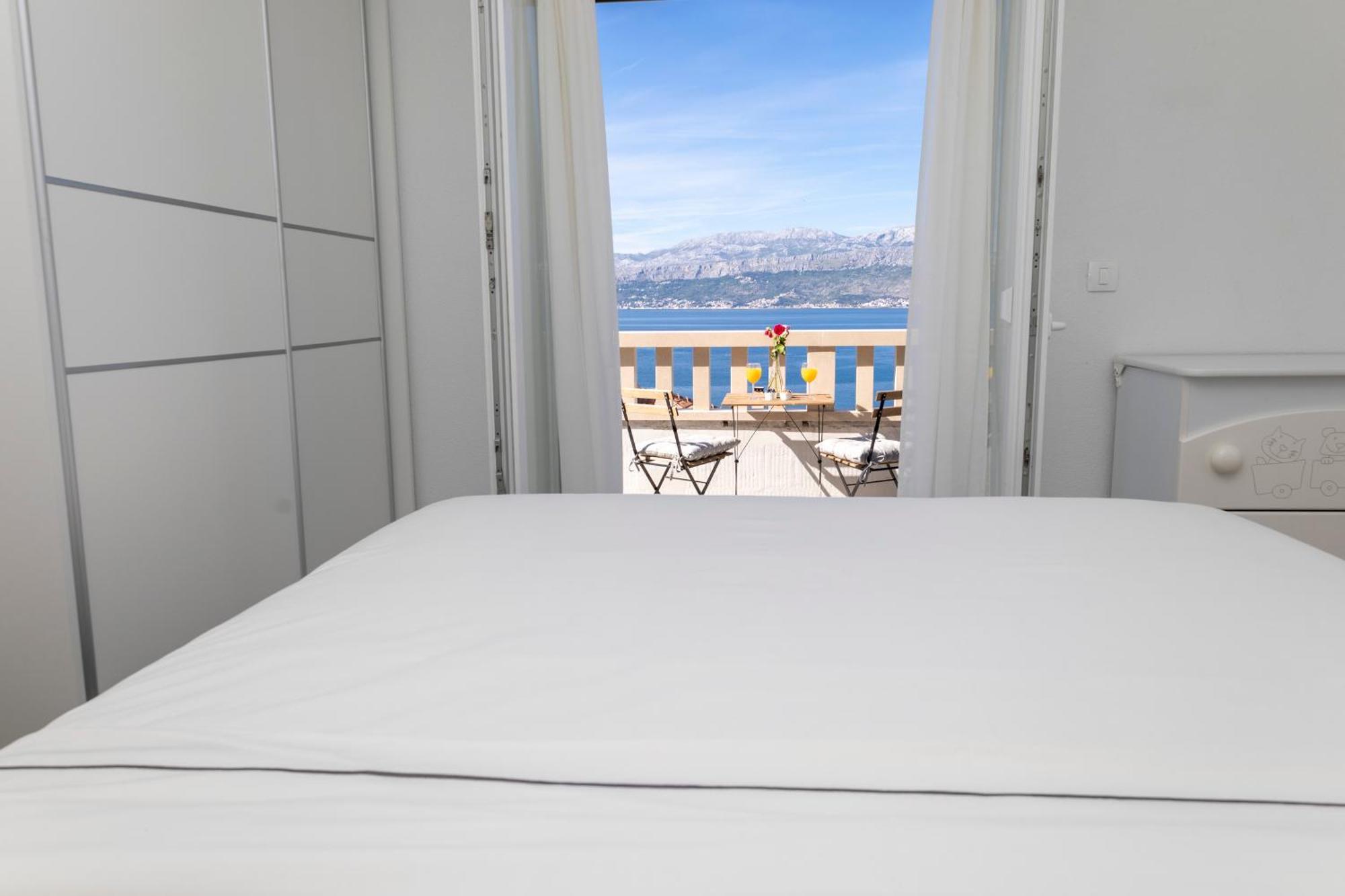 Holiday home House Mila Postira